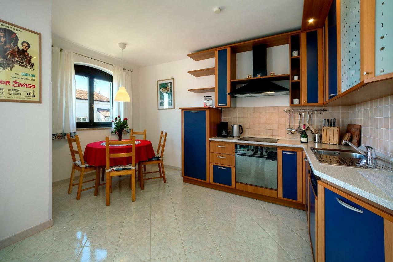 Kika Apartament *