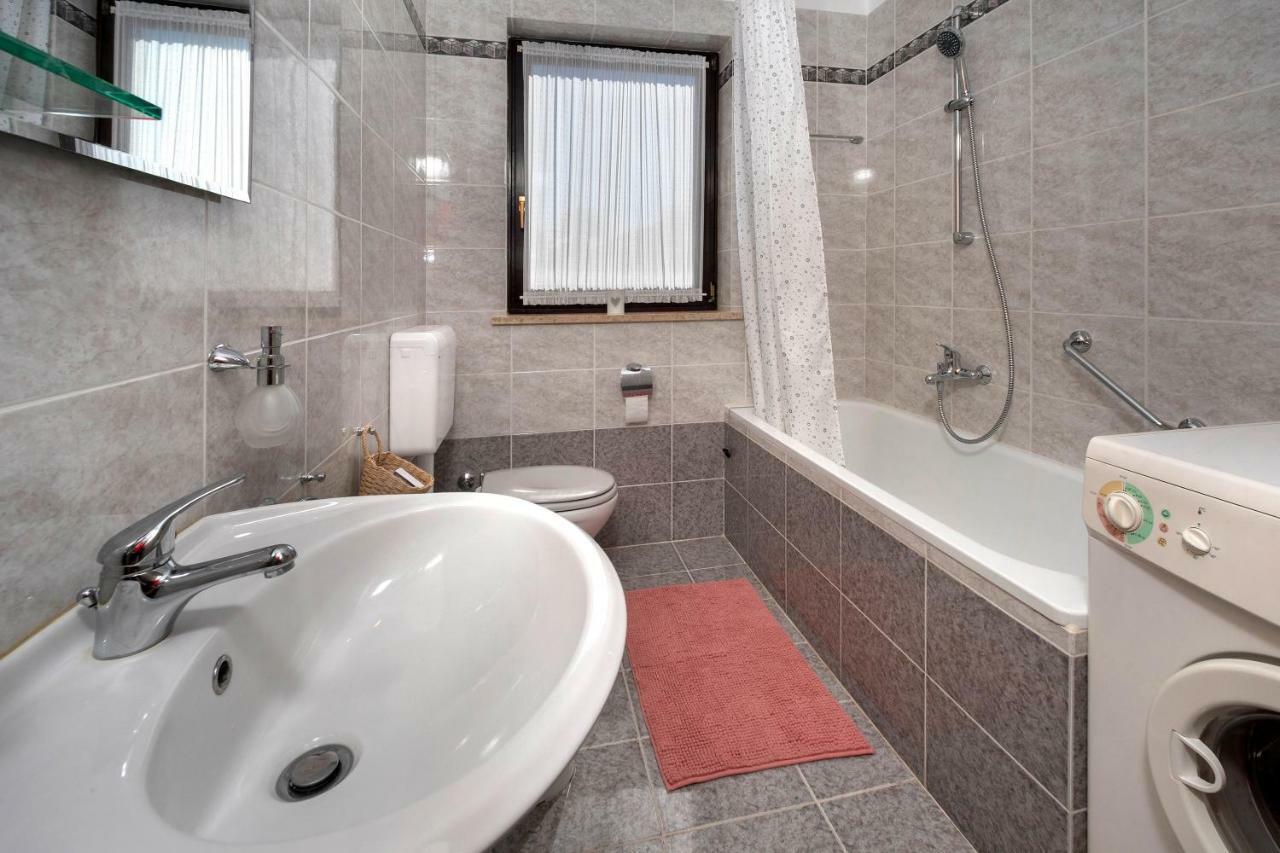 Apartment Kika *